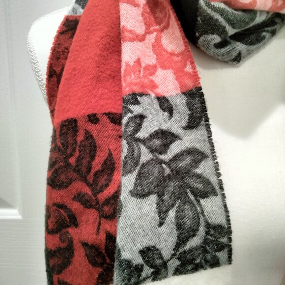 Cashmink Winter Scarf from German company, V. Fraas, NWOT - Picture 3 of 10